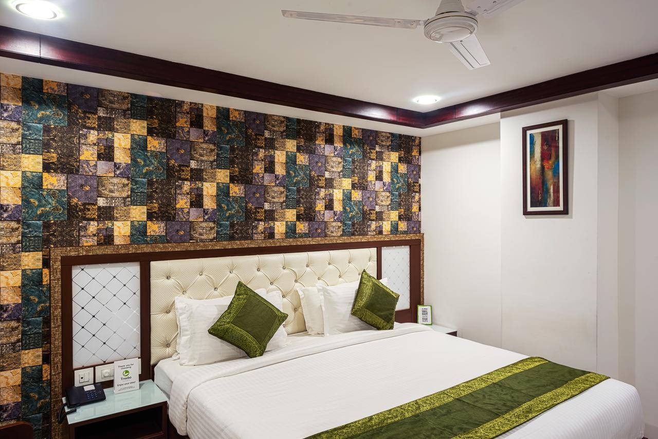 Treebo Empire Hotell Vijayawāda Exteriör bild